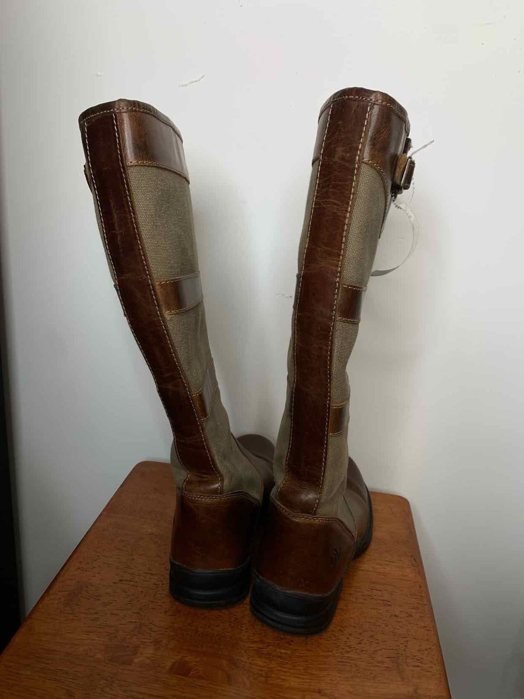 Ovation Brown W Shoe Size 38 boots flat heel