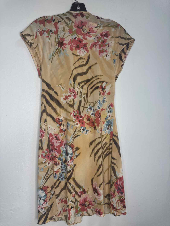Sky Size L Multi-Color NWT short sleeve