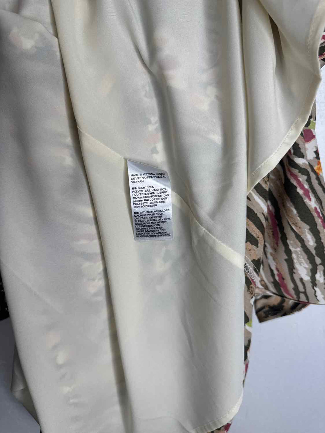 Chicos Size 2 Multi-Color Belted long sleeve dress