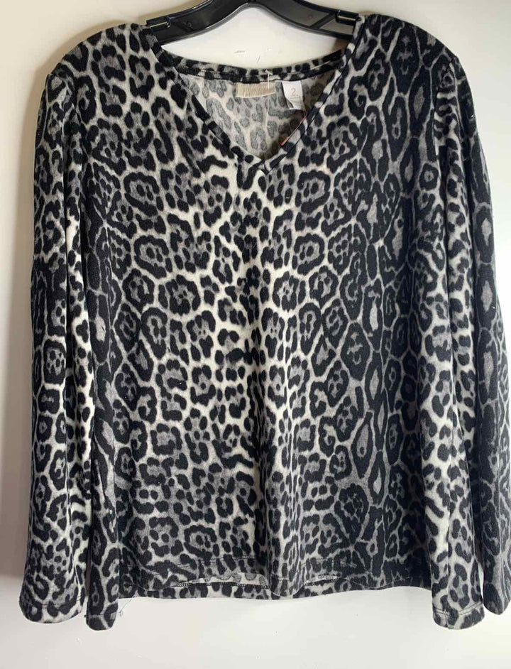 Chicos Women Size 2 Black long sleeve top