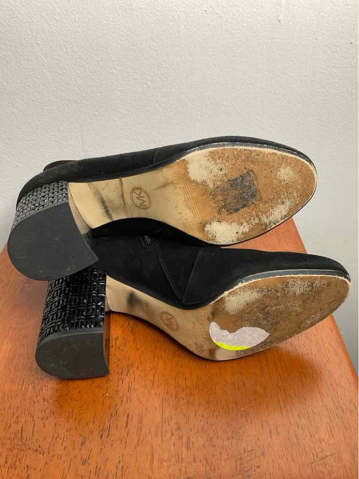 Michael Kors Shoe Size 9.5 Black ankle boots