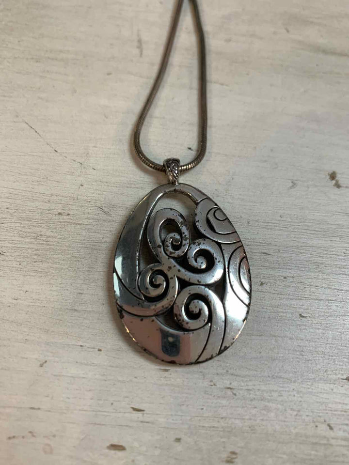 Brighton Size M/L silver Necklace