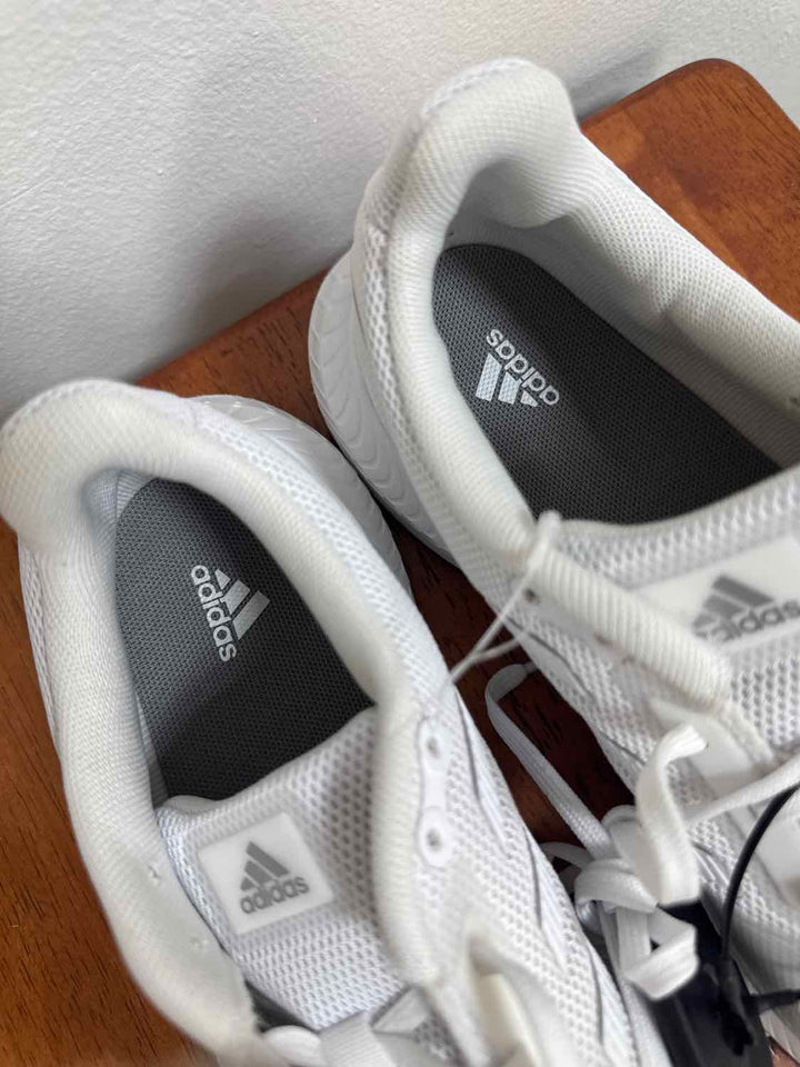 Adidas Shoe Size 7.5 White athletic sneaker