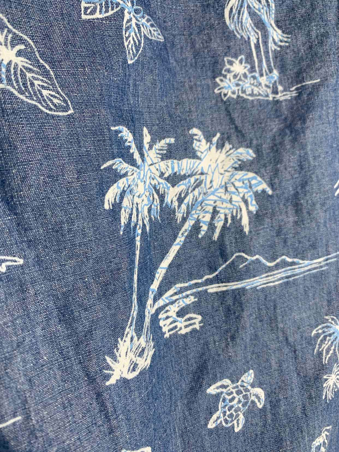 Tommy Bahama Size M Blue long sleeve top