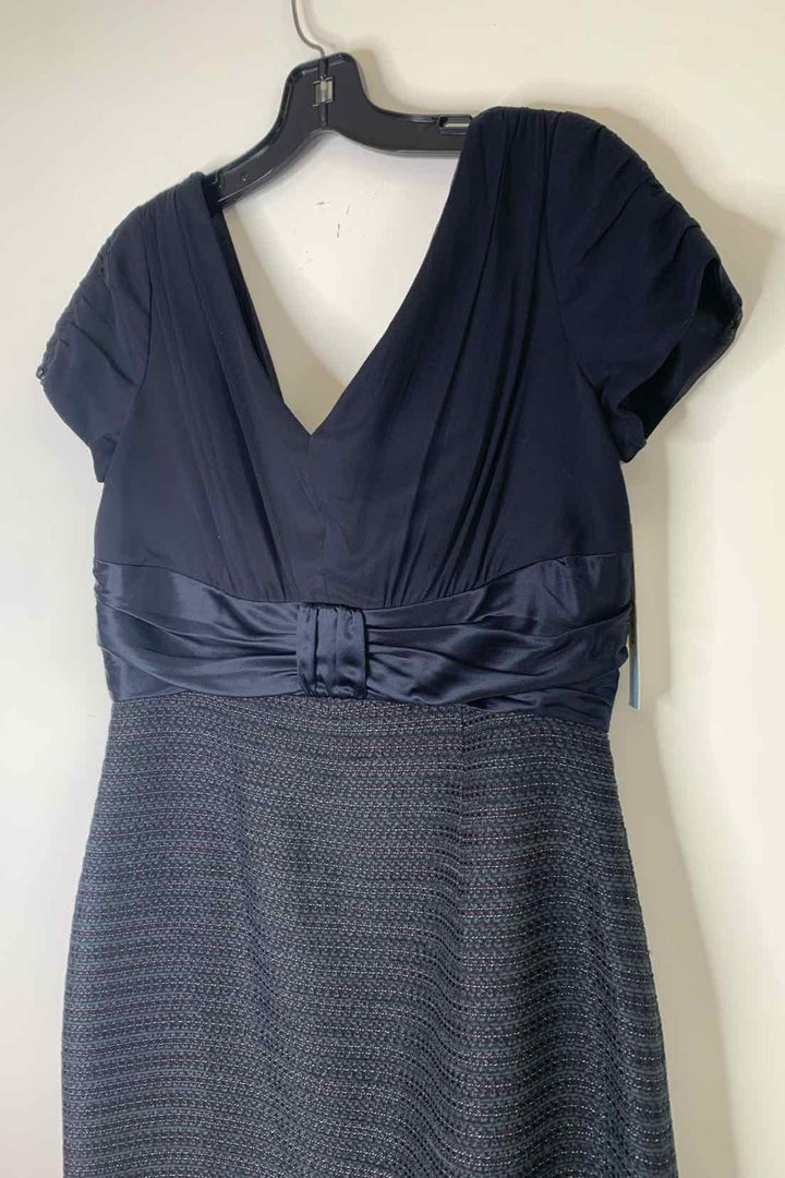 Women Size 8 Antonio Melani Navy short sleeve