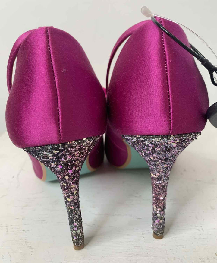 Betsey Johnson purple W Shoe Size 10 high heel