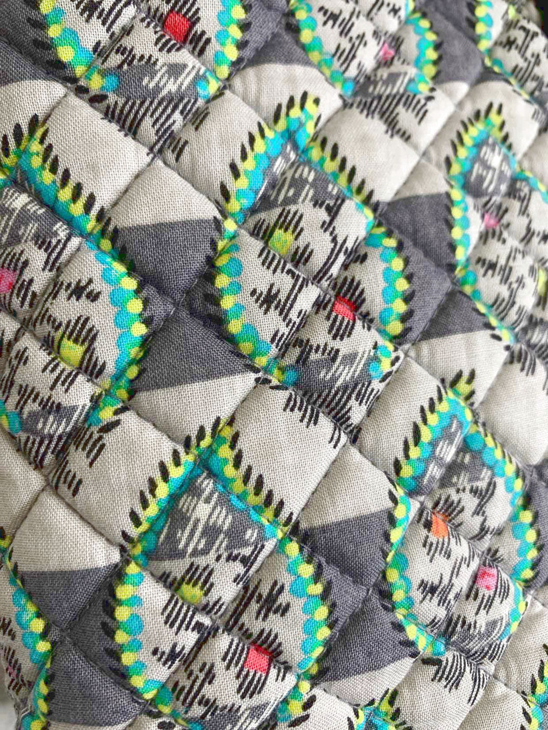 Vera Bradley Grey tote bag
