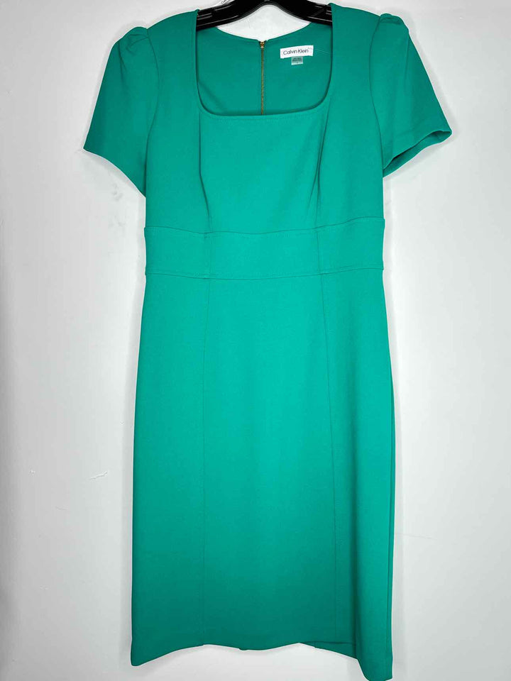 Women Size 6 Calvin Klein Green short sleeve