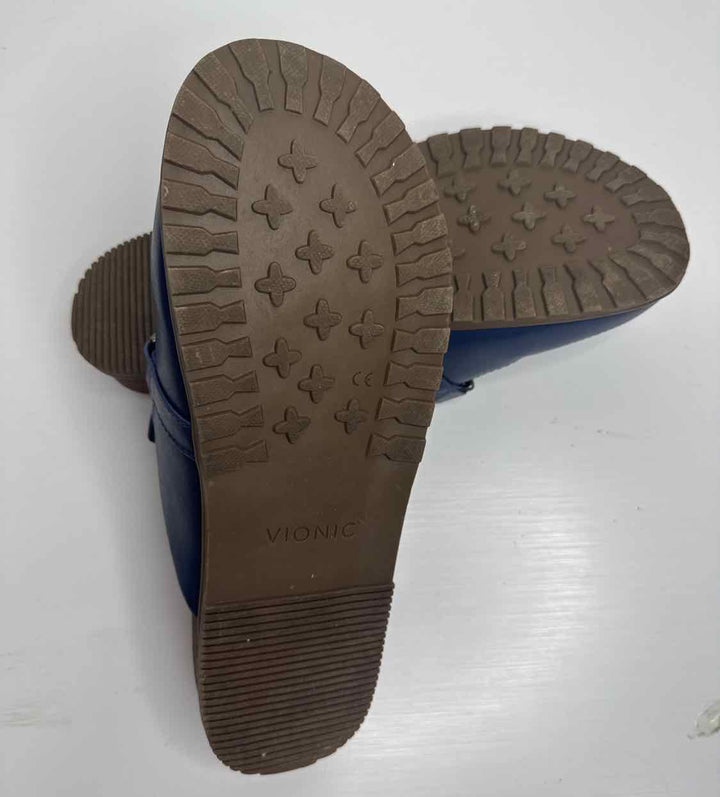Vionic Shoe Size 11 Blue flat shoe