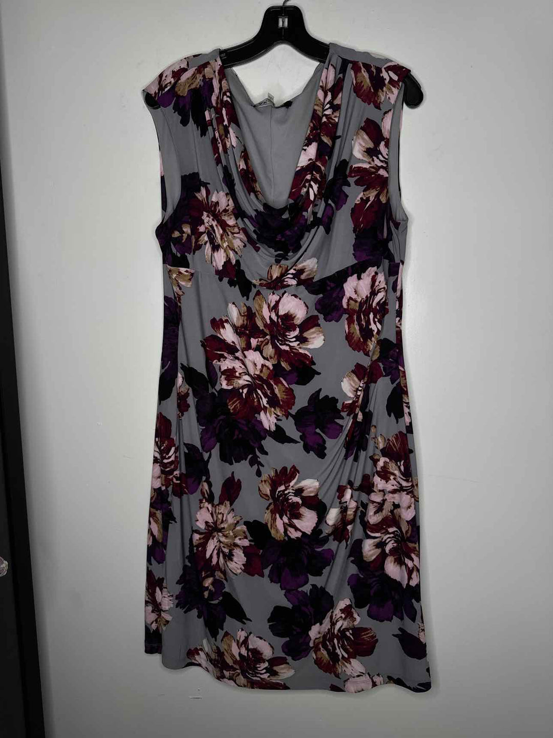 Women Size XL Anne Klein Plum sleeveless dress