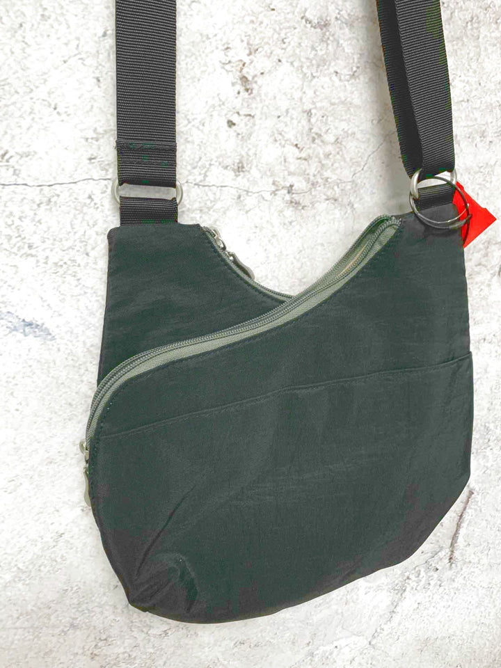 Baggallini Black crossbody