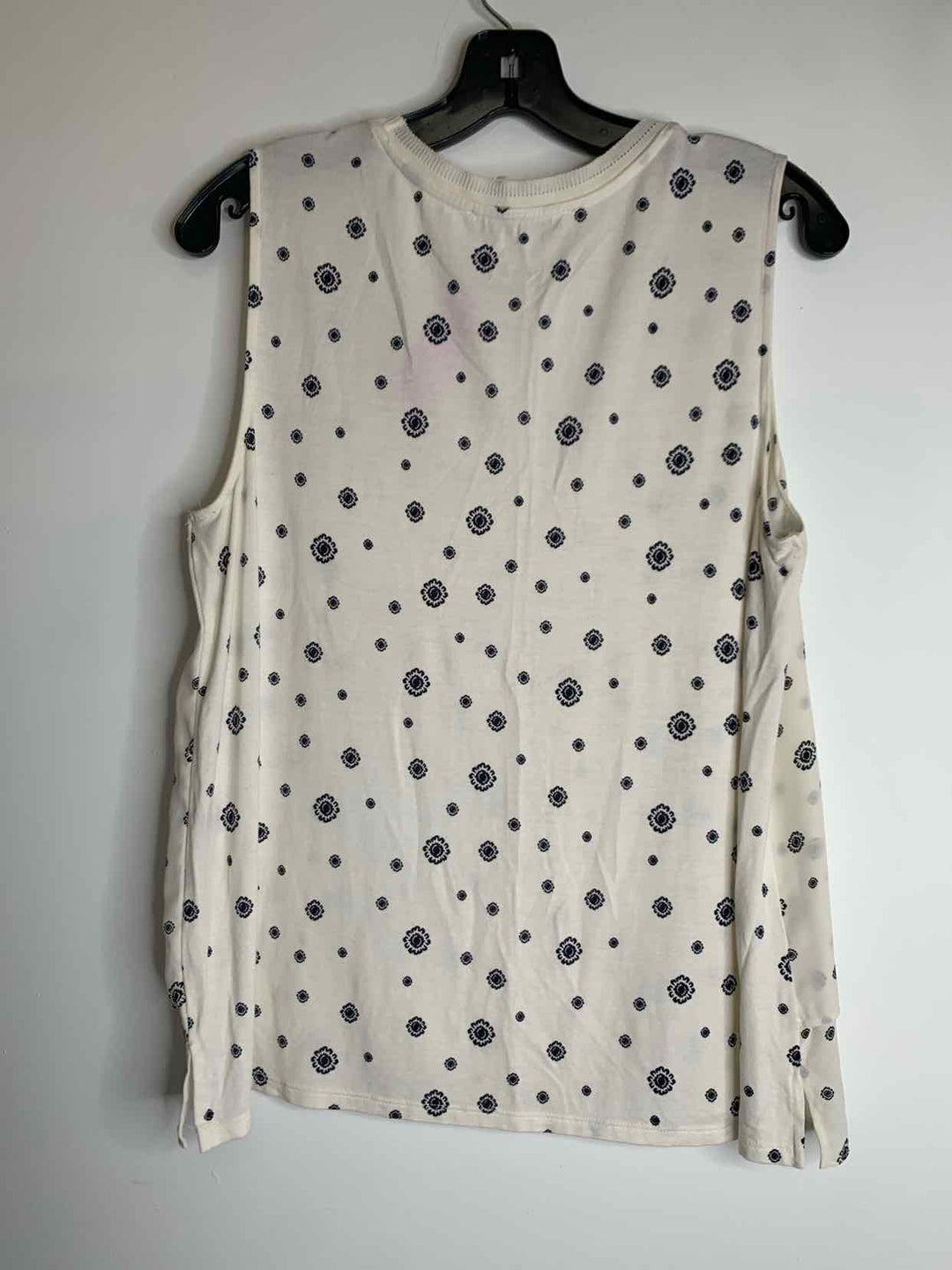 Loft Women Size M Ivory sleeveless