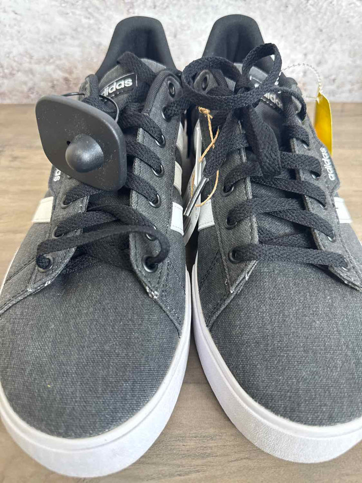 Adidas Shoe Size 8 Grey athletic sneaker