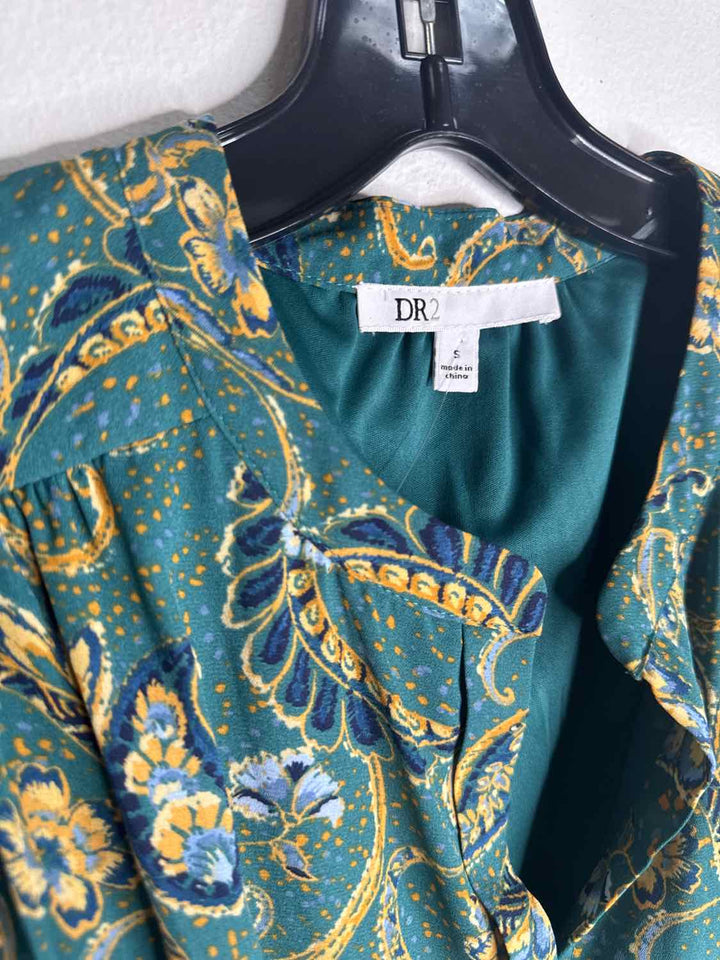 DR2 Size S Green long sleeve dress