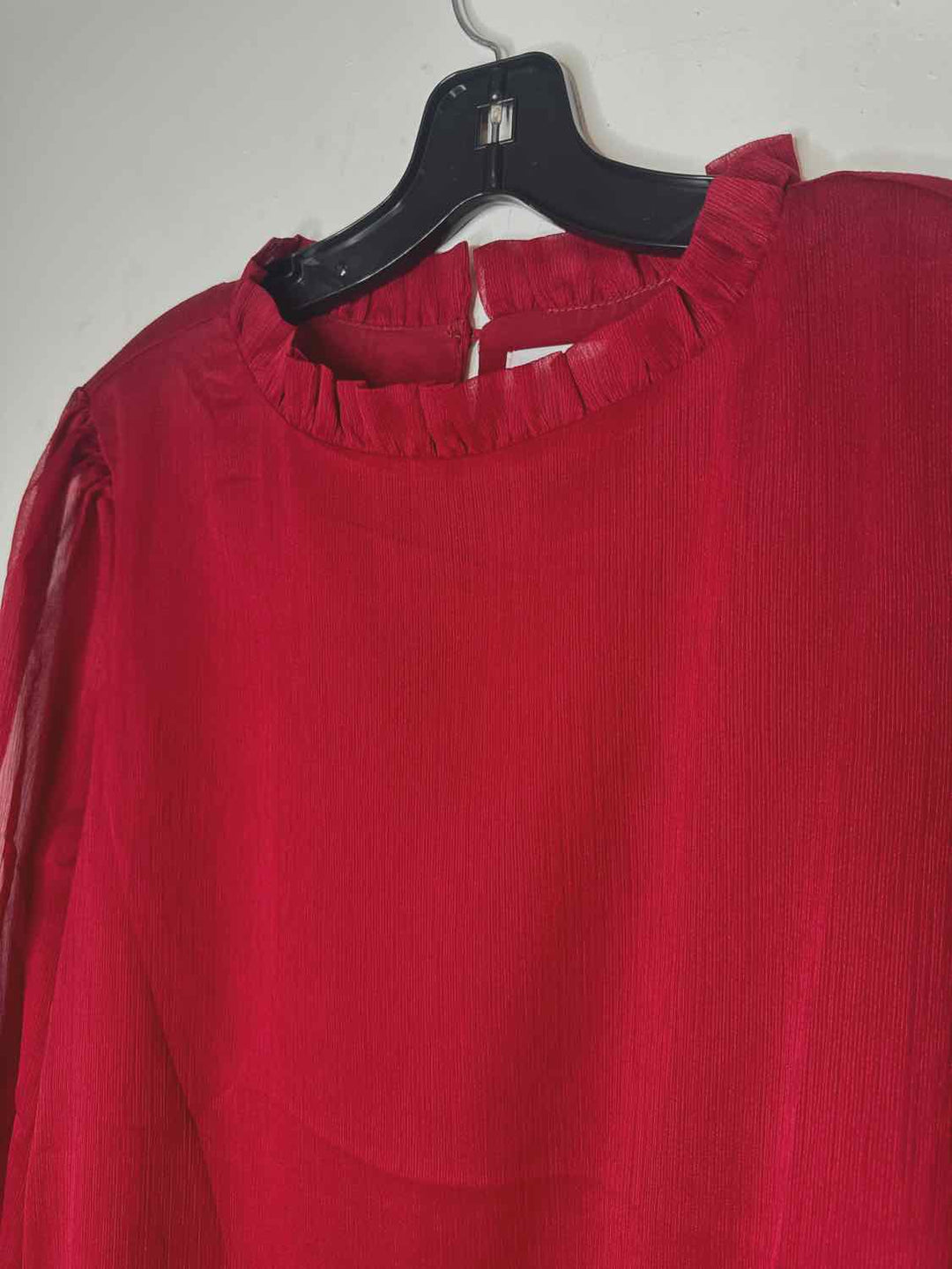 Shop The Mint Women Size M Burgundy long sleeve top