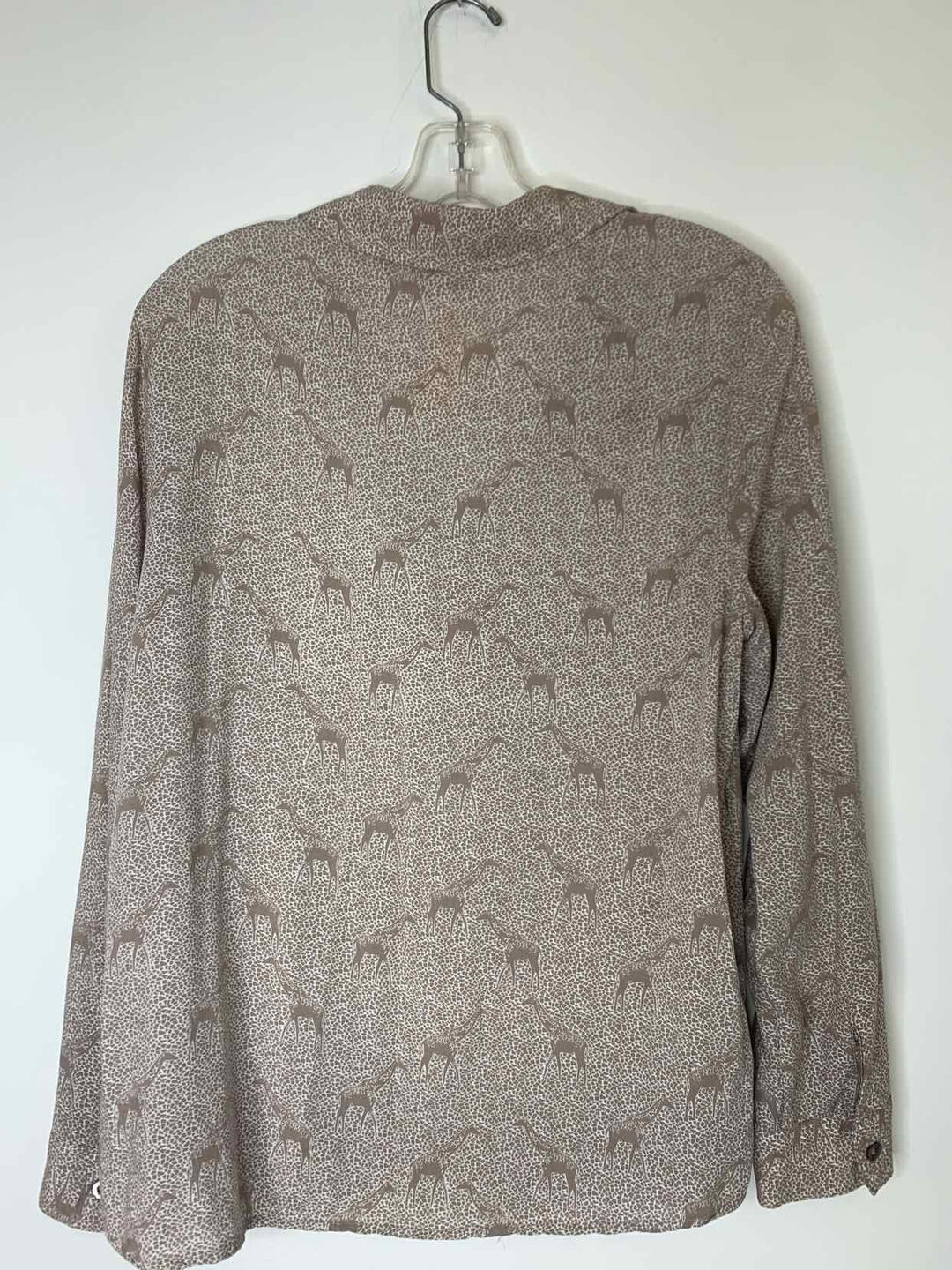 Chicos Women Size 1 Beige long sleeve top