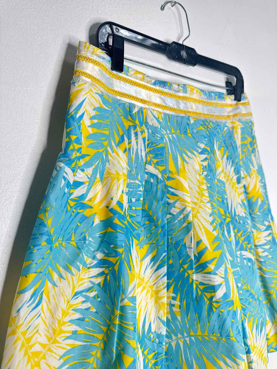 Lilly Pulitzer Size L Blue knee length skirt