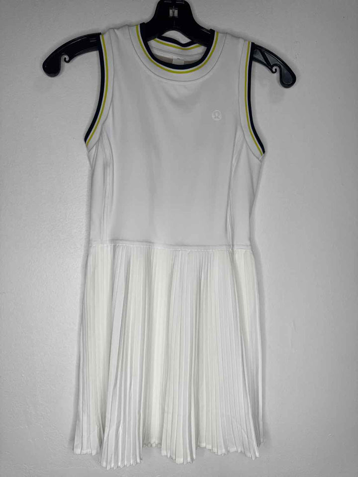 Lululemon Size 2 White NWT athletic dress