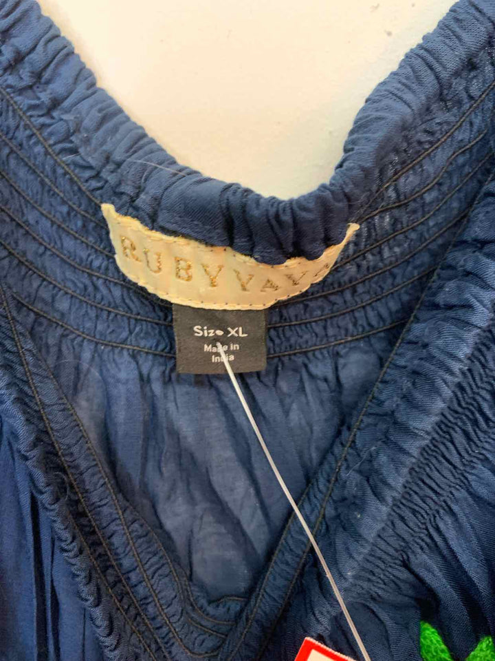Ruby Yaya Women Size XL Blue long sleeve top