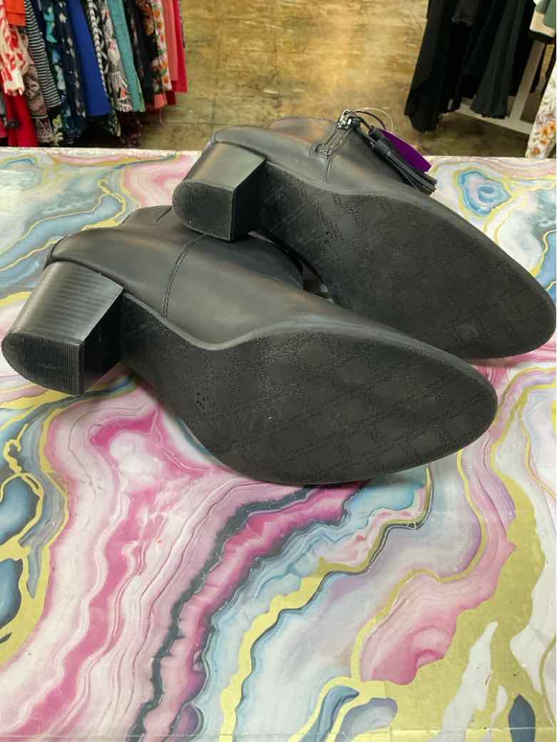 Vionic Shoe Size 9.5 Black ankle boots