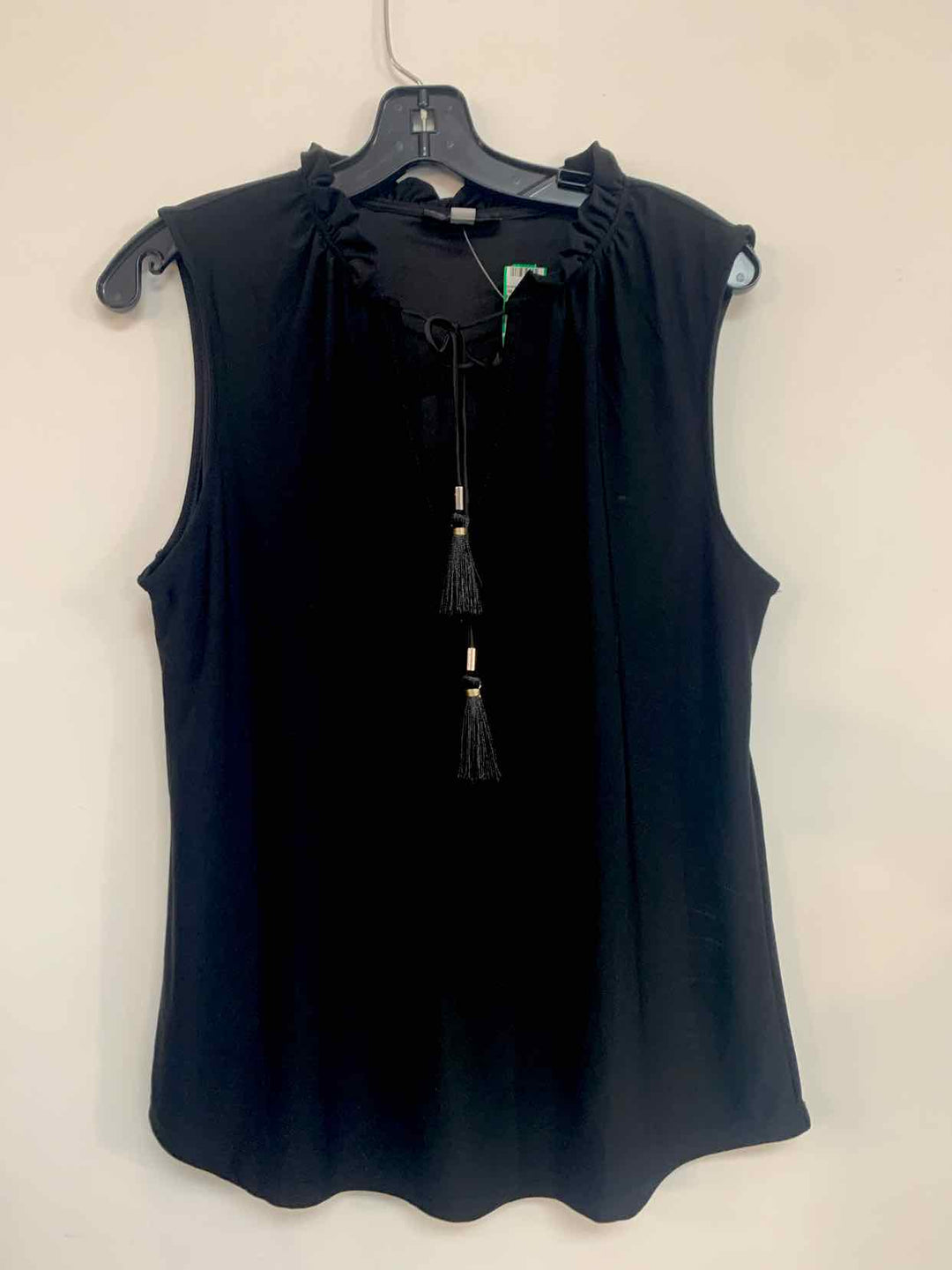 Tahari Women Size M Black sleeveless