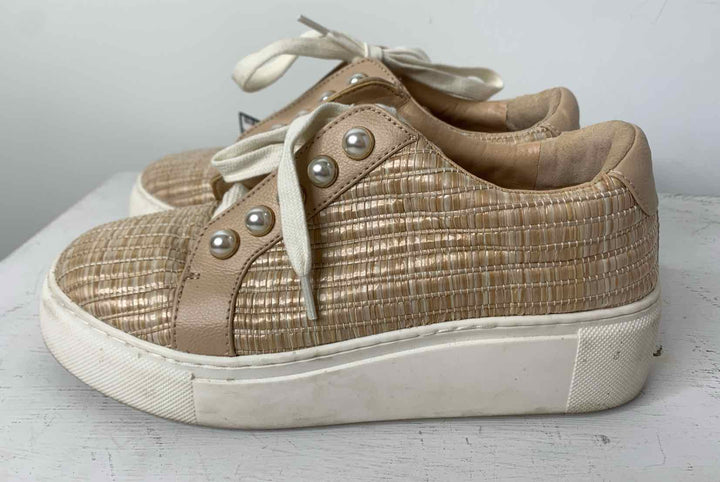 Alex Marie Beige W Shoe Size 6 athletic sneaker