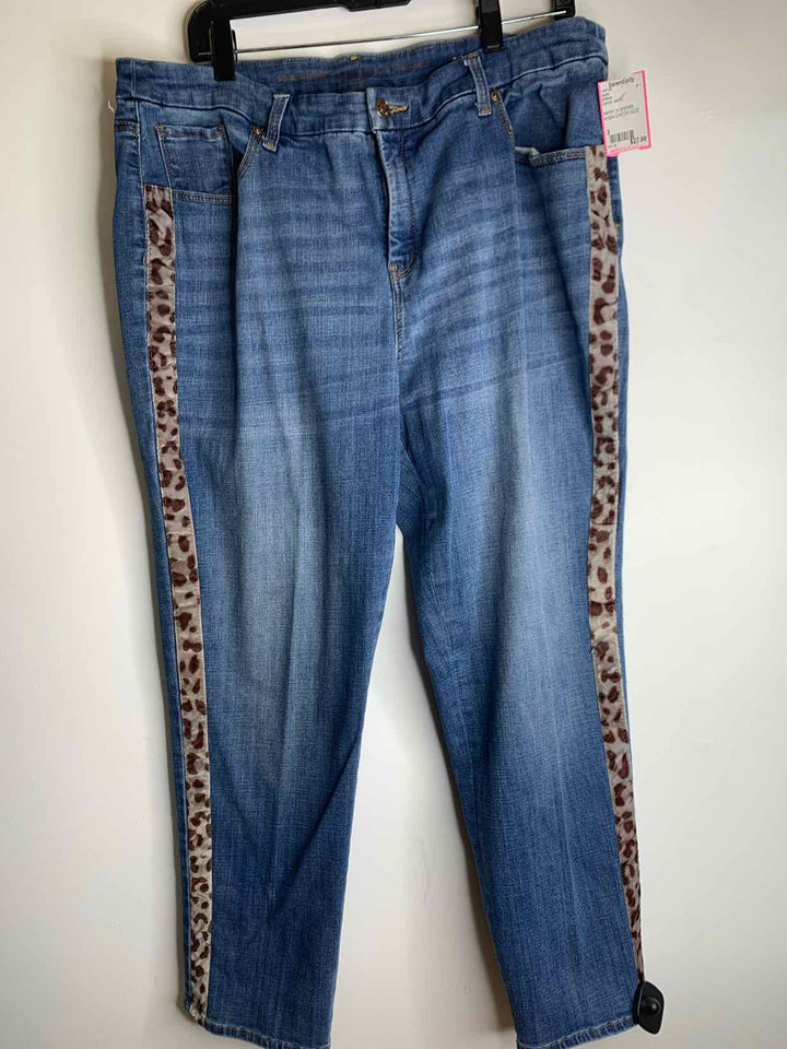 Women Size 3 Chicos denim Jeans