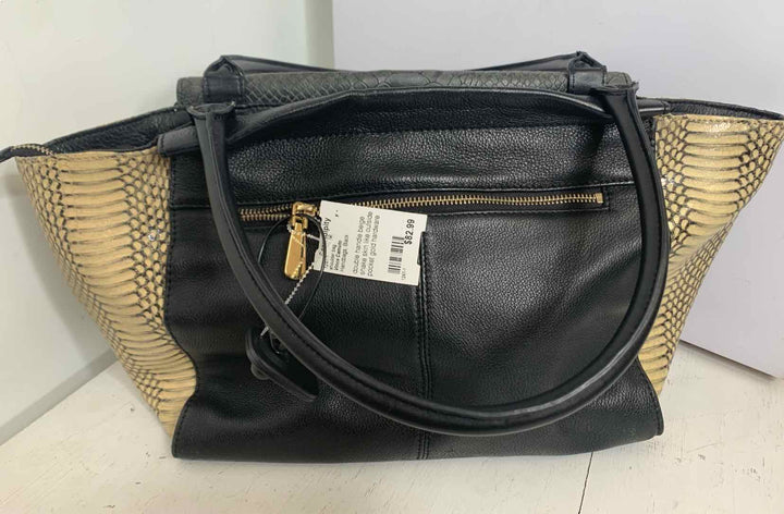 Vince Camuto Black shoulder bag