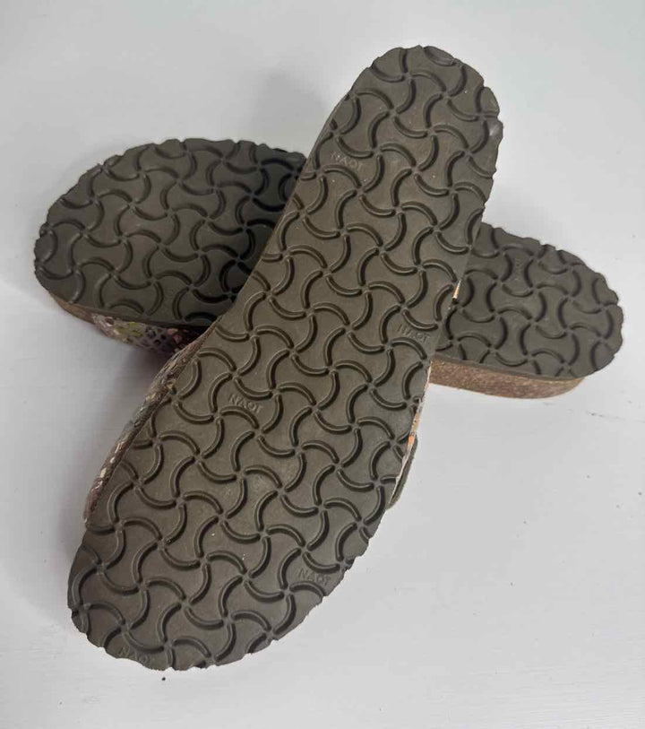 Naot Shoe Size 11 Camel flat sandal