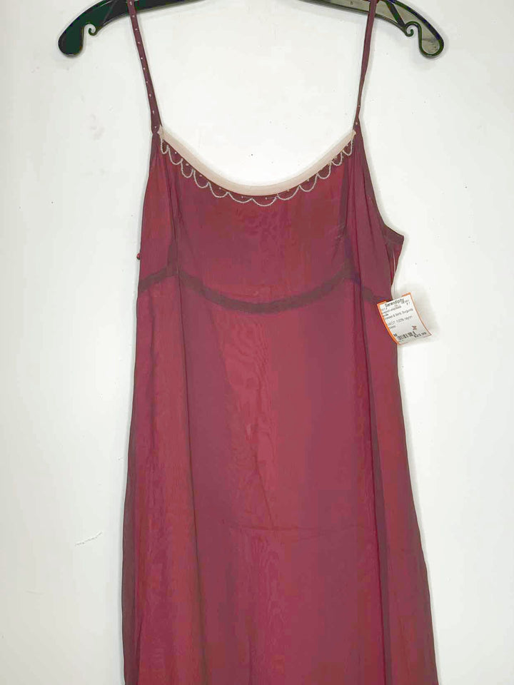 Women Size M ecote Burgundy spaghetti strap dress