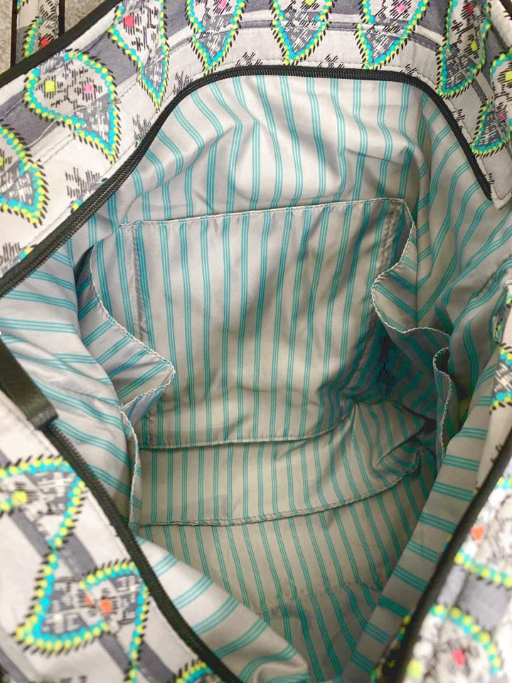 Vera Bradley Grey tote bag
