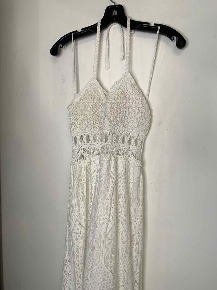 Women Size S White sleeveless dress