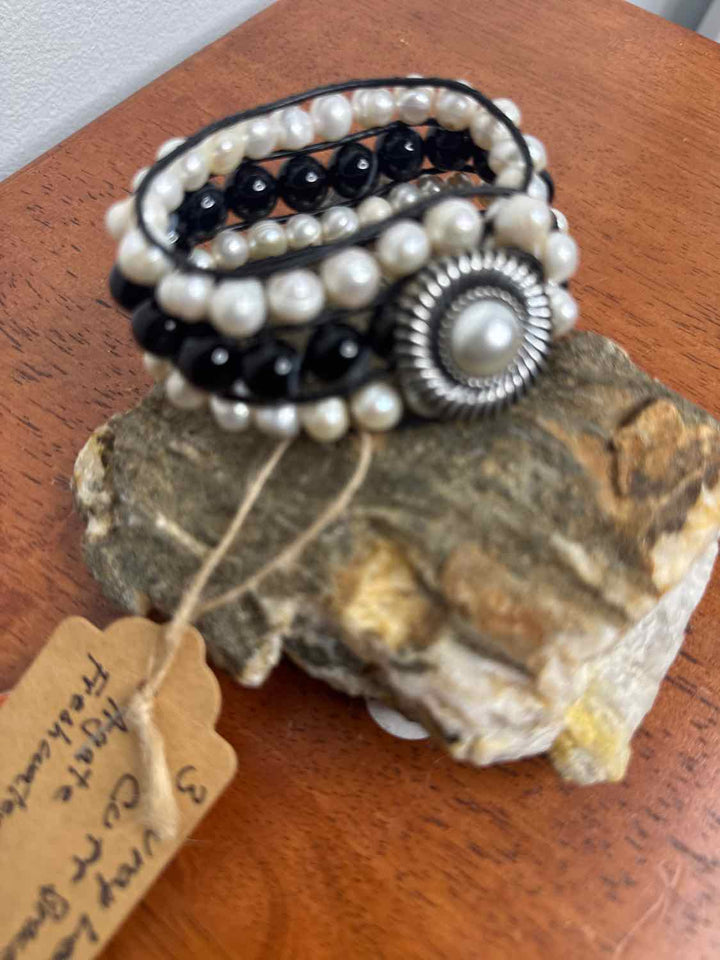 Stone Addiction Size OS Black Excellent Bracelet